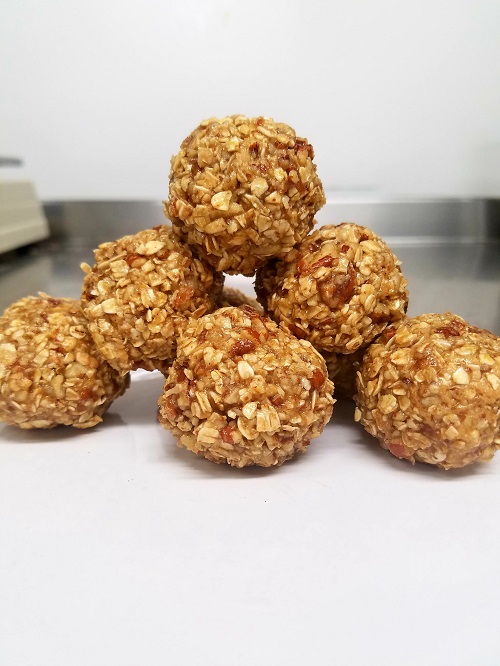 No-Cook Easy Chewy Oat And Pecan Energy Bites