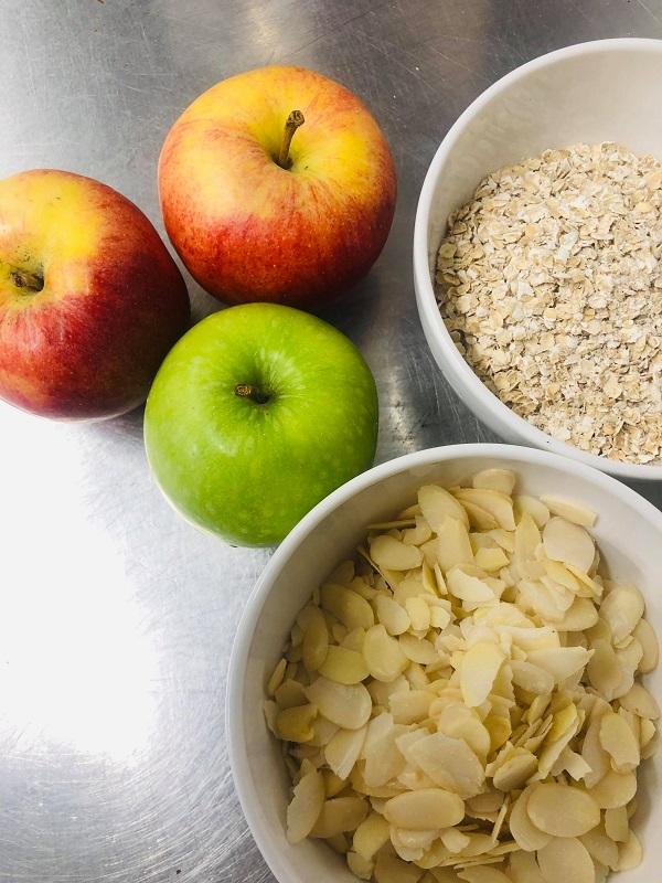 Healthy 3-Ingredient Apple & Almond Breakfast Cookies