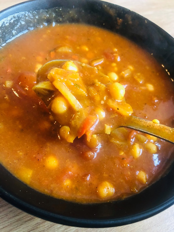 Easy Warming & Nutritious Curried Chickpea Soup