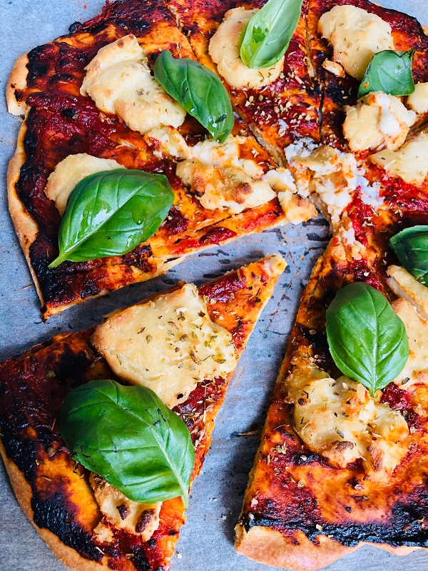 Quick Vegan Margherita Pizza