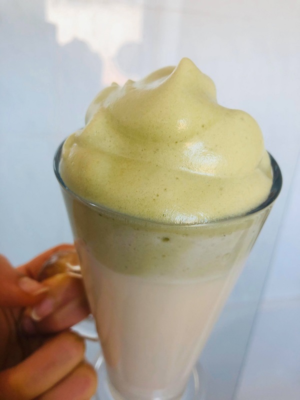 Easy Creamy Dalgona Matcha Latte