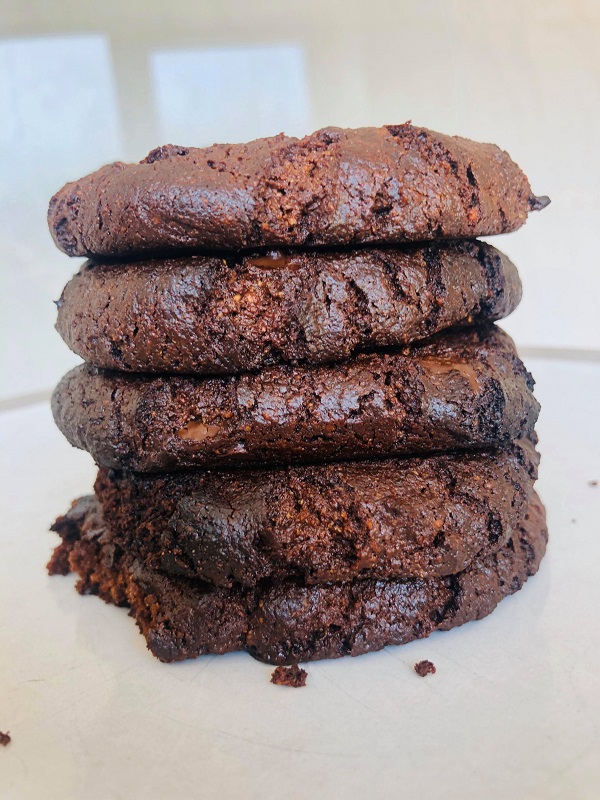 Easy Gluten-Free Vegan Fudge Cookies