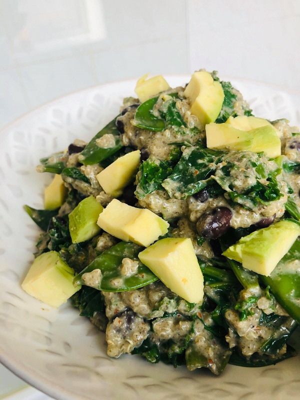 Easy Healthy Vegan Creamy Kale & Quinoa Salad