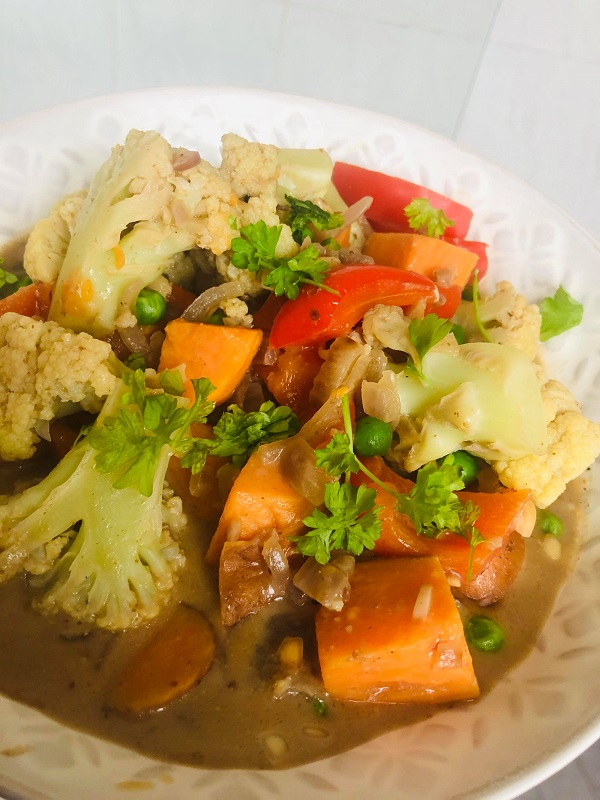 30-Minute Curried Vegan Peanut Vegetable Stew