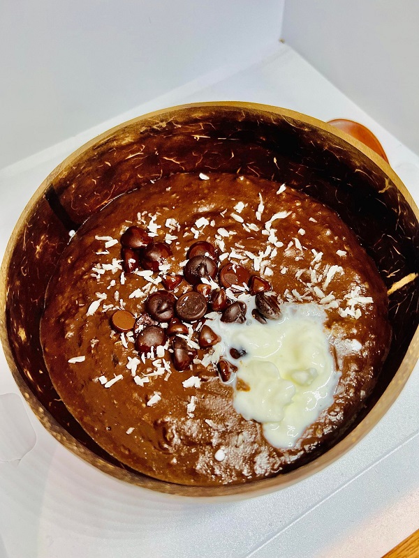 Healthy Protein Chocolate Quinoa Breakfast Bowl