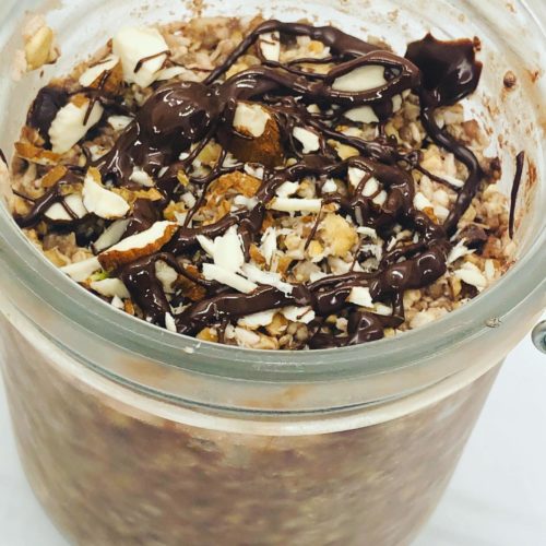 Easy Healthy Chocolate Almond Overnight Oats