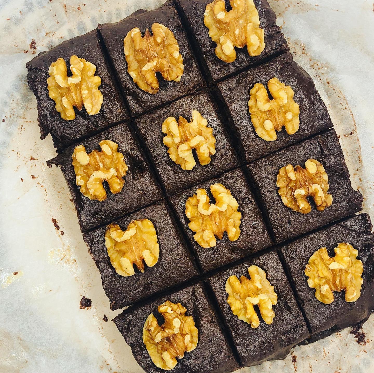 Easy Raw WFPB Protein Brownies (8g Protein Per Bar)