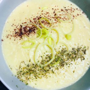 Quick Creamy Leek Mustard & Cauliflower Soup