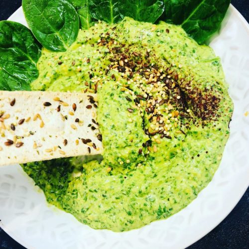 5-Minute Oil-Free Spinach & Parsley Hummus