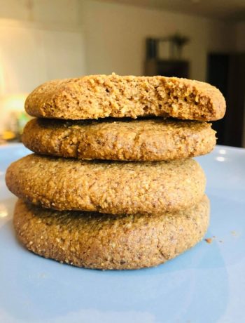 3-Ingredient Vegan Keto Almond Cookies