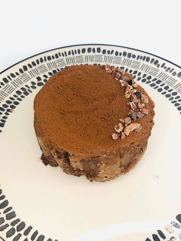 3-Ingredient Chocolate Oat Cake