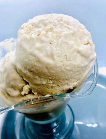 4-Ingredients Vegan Vanilla Ice Cream (No Machine)